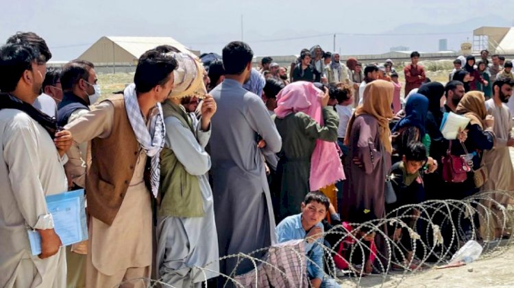 '2 milyon Afgan Türkiye sınırına girmek için bekliyor'