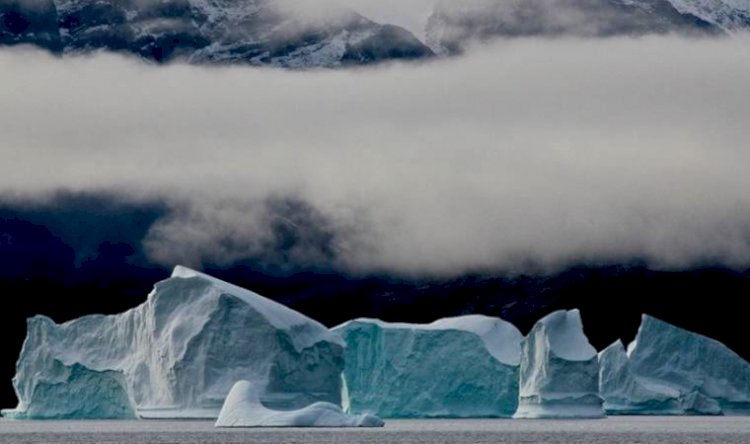 İklim değişikliği korkutuyor: Grönland'da buzulların zirvesine ilk kez yağmur yağdı