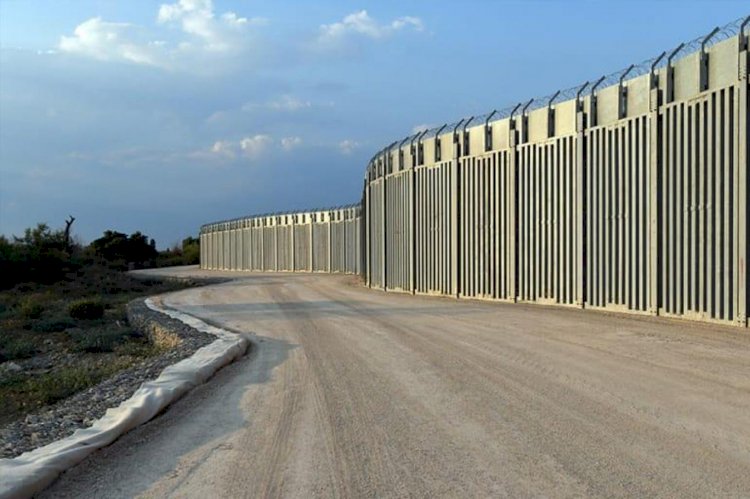 Yunanistan'dan Türkiye sınırına 40 km çelik duvar