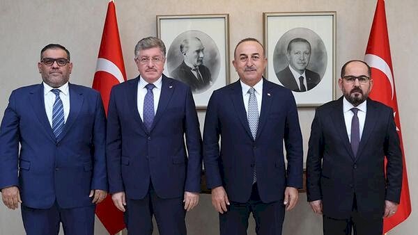Çavuşoğlu, Suriye muhalefeti heyeti ile görüştü