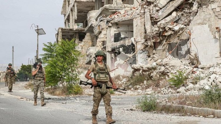 Fehim Taştekin: 'Askerleri cihatçılar öldürdü, biz yine de Kürtleri vuralım'
