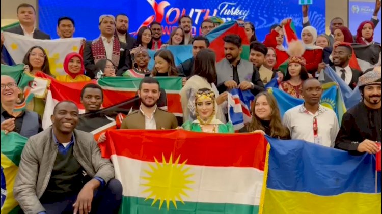 Kürdistan’dan gençler, İstanbul’da düzenlenen Dünya Barış Zirvesi’ne katıldı