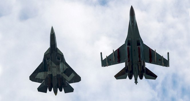 'Rus savaş uçakları, Türkiye sınırının yakın bölgelerine konuşlanmaya başladı” iddiası