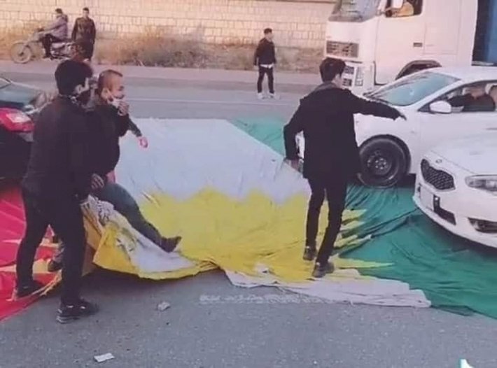 Kürdistan bayrağına hakaret edenlere dava açılıyor