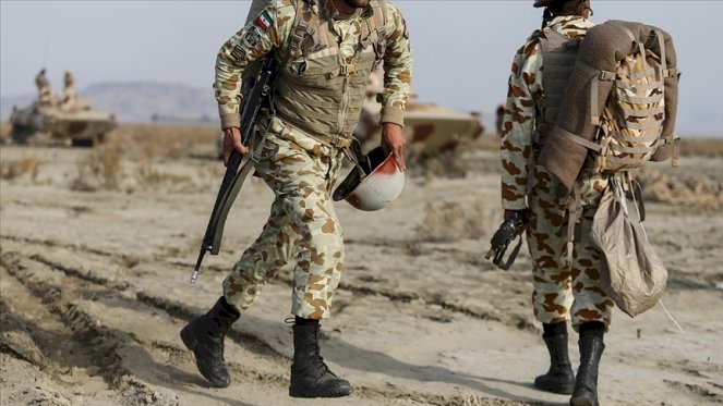Zahidan'da çatışma: İki İran askeri öldürüldü