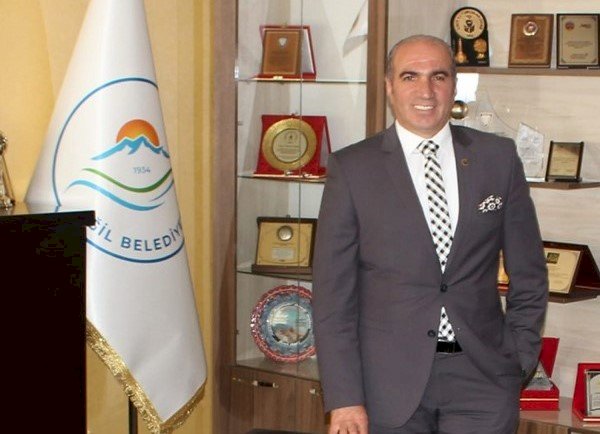 HDP, belediye başkanını ihraç talebiyle disipline sevk etti