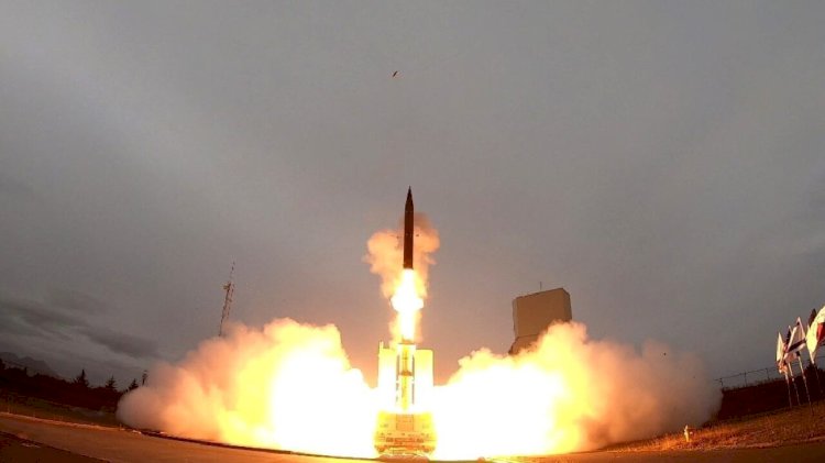 Kuzey Kore balistik füze denedi
