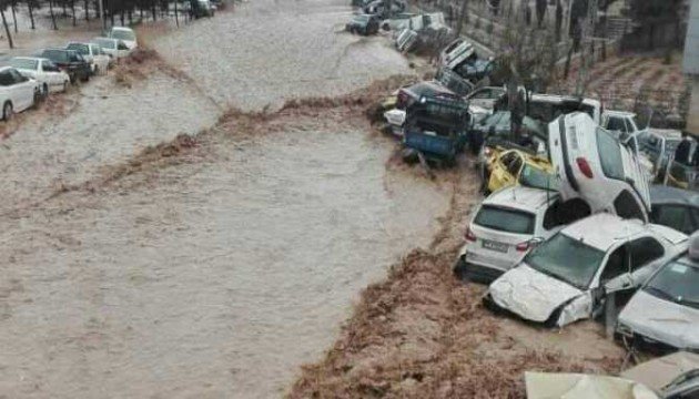 İran'da sel felaketi: 9 ölü