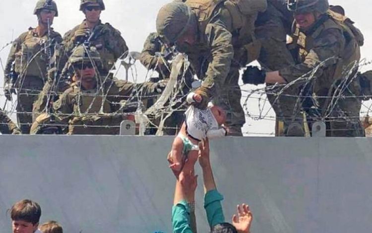 Afganistan'da ABD askerlerine verildikten sonra kaybolan bebek bulundu