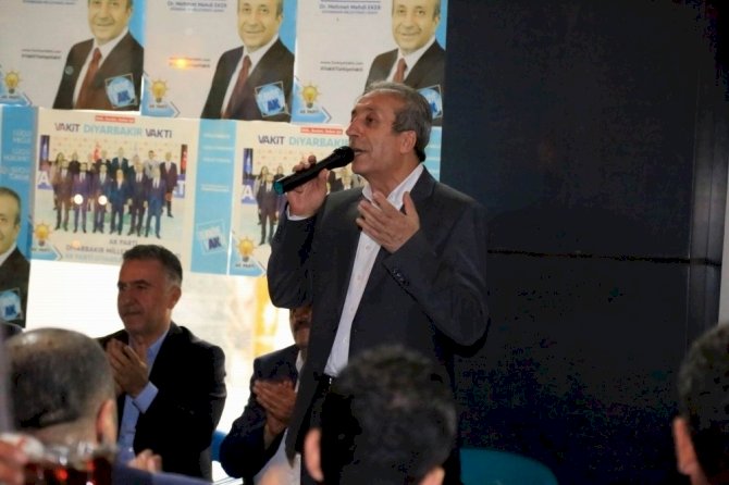 AK Partili Eker’den ‘Kürtçe dersleri seçin’ çağrısı