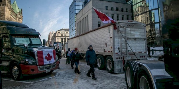 Kanada Ukrayna’daki askerlerini tahliye etti