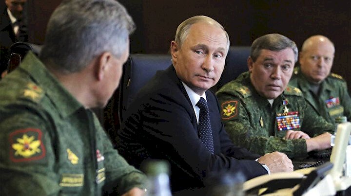 Putin: Kiev'in yapması gereken tek şey masaya oturmak!