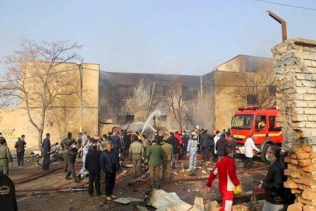 İran'da savaş uçağı düştü