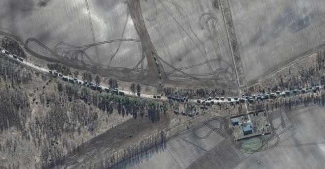Kiev'e yaklaşan 60 kilometrelik Rus askeri konvoyu şoke etti!