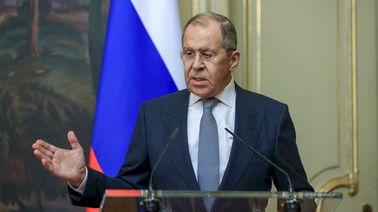Lavrov: Rusya'ya karşı savaş planları yapıldığından eminim