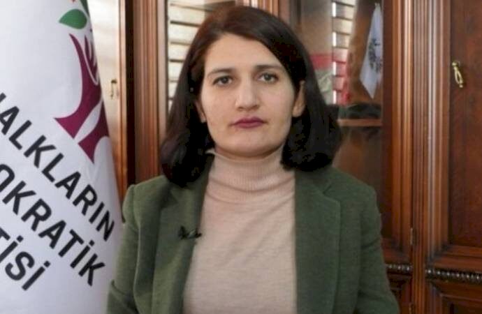Dokunulmazlığı kaldırılan HDP'li Semra Güzel hakkında soruşturma başlatıldı