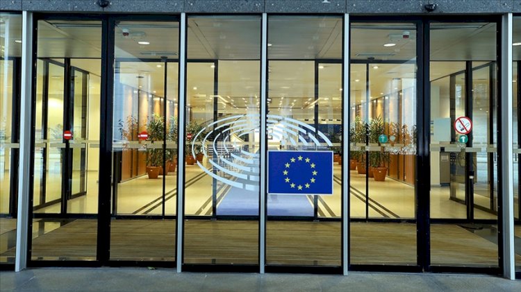 Avrupa Parlamentosu, Rus ve Belaruslu yetkililerinin AP binalarına girişini yasakladı