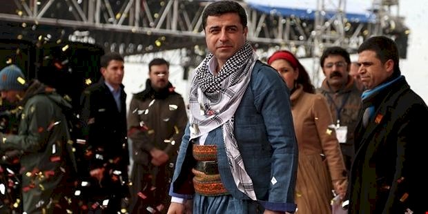 Selahattin Demirtaş’tan 3 dilde Newroz mesajı