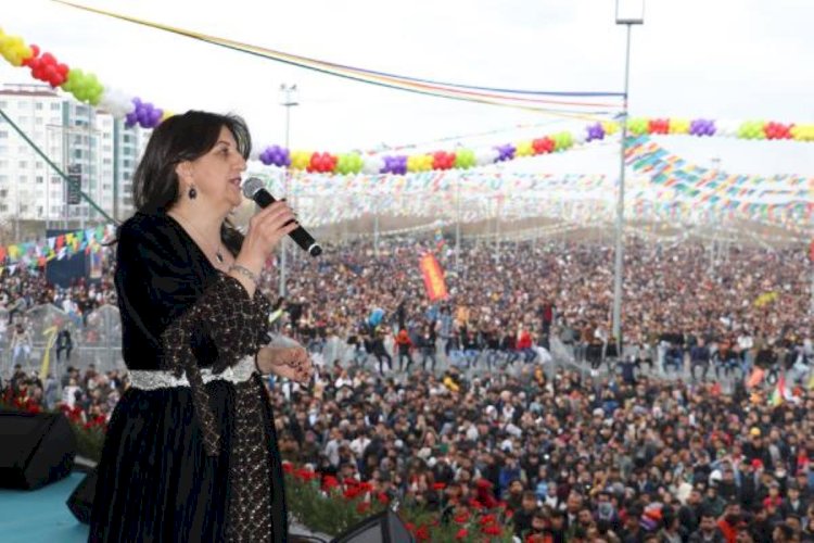 Diyarbakır Newroz'unda konuşan Buldan: Ankara bu meydanı görsün