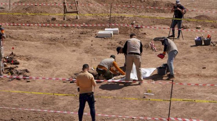 Musul’da toplu mezardan 143 kişiye ait ceset kalıntısı çıkarıldı