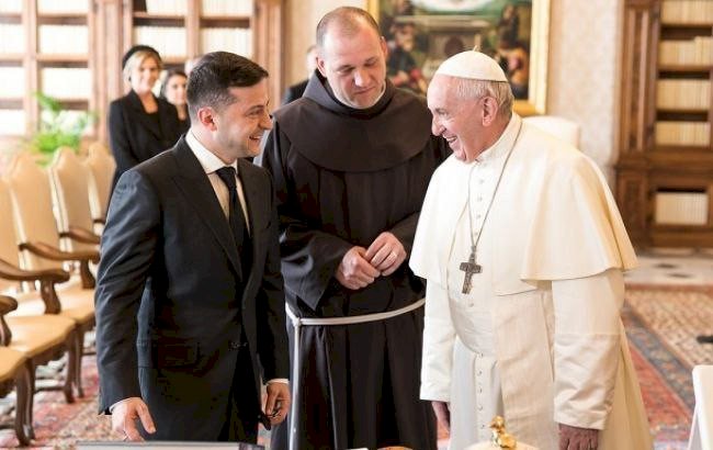 Zelenskiy, Papa’yı Ukrayna’ya davet etti