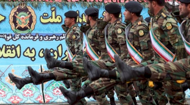 İran'dan anlaşma için Devrim Muhafızları şartı!