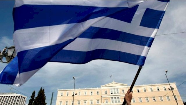 Yunanistan 12 Rus diplomatı 'istenmeyen kişi' ilan etti