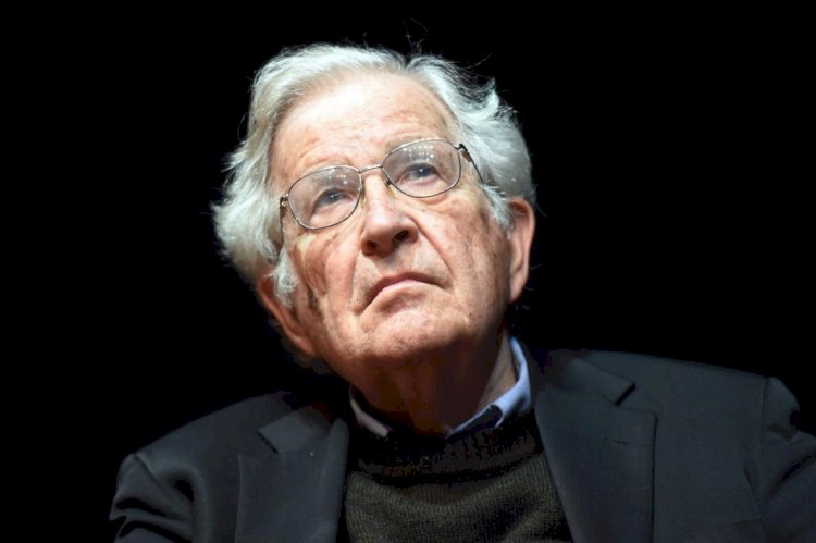 Chomsky: ABD'nin Ukrayna'ya yaklaşımı nükleer bir savaşa yol açabilir