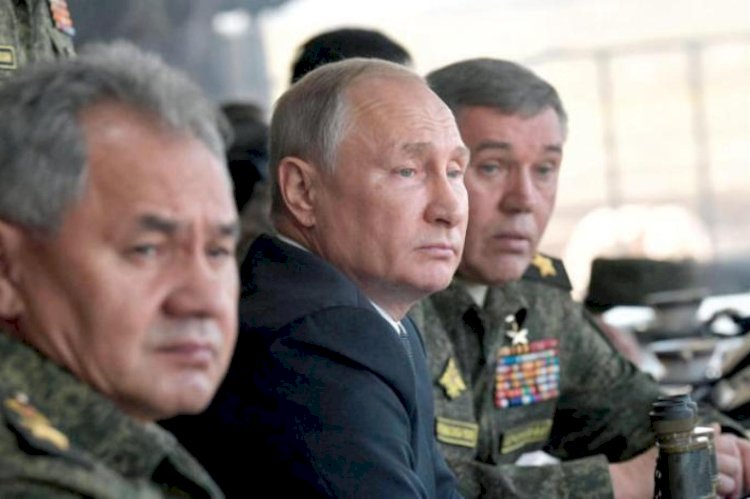 Putin kıyım yaptı: 150 Rus subayı hapse attırdı
