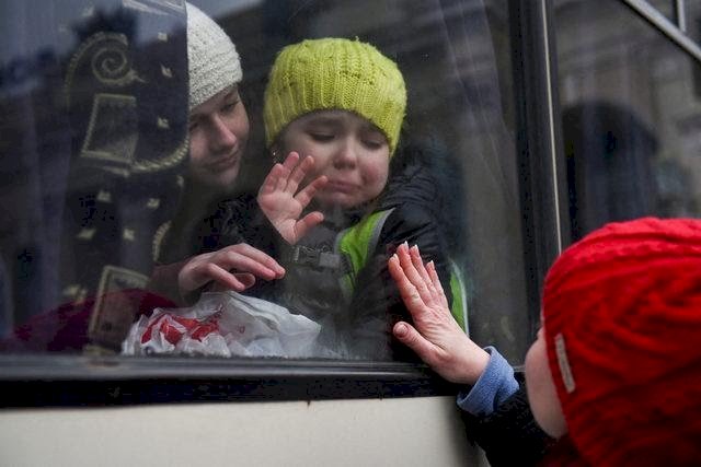Zelenskiy: 200 bin Ukraynalı çocuk zorla kaçırıldı