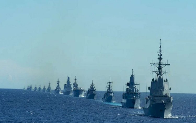 Rusya 40’tan fazla savaş gemisiyle tatbikat başlattı