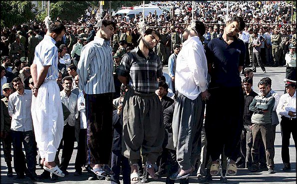 İran’da 6 ayda 251 kişi idam edildi