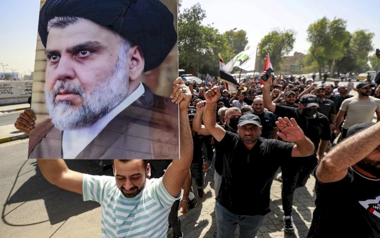 Bağdat'ta Sadr yanlıları yine sokaklara döküldü