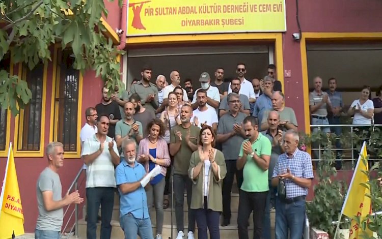 Alevi kurumlarına saldırılar Diyarbakır’da protesto edildi