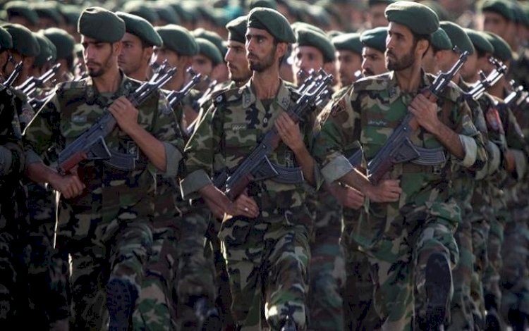 İran Devrim Muhafızları’ndan bir komutan Suriye’de öldürüldü