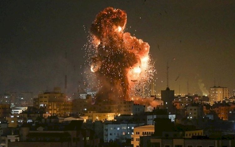 SOHR: İsrail Halep Havalimanı’na füzelerle saldırı düzenledi