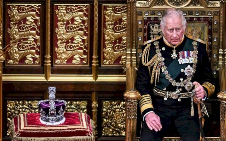 Prens Charles, İngiltere'nin yeni kralı oldu