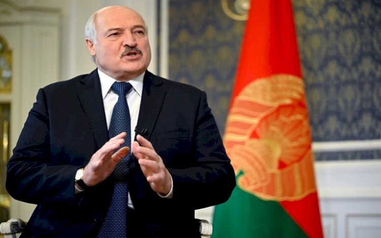 Lukaşenko: Nükleer silaha sahip Rusya'yı köşeye sıkıştırmayın