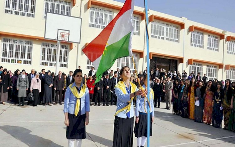 Kerkük’teki eğitim kurumlarında Kürdistan bayrağı yasaklandı
