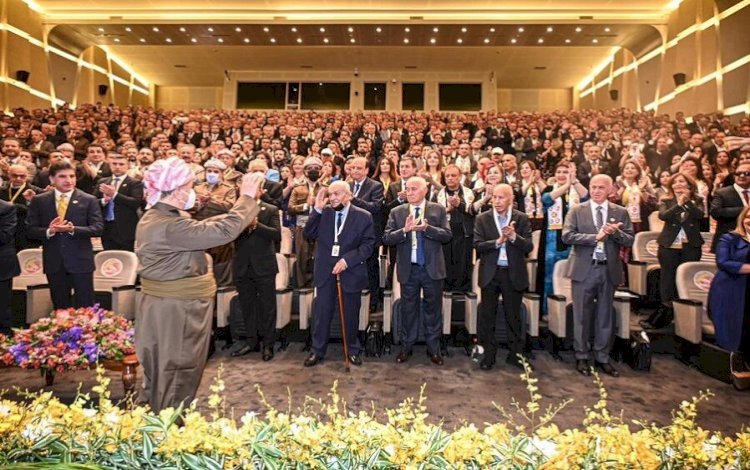 Başkan Mesud Barzani yeniden KDP Başkanı seçildi