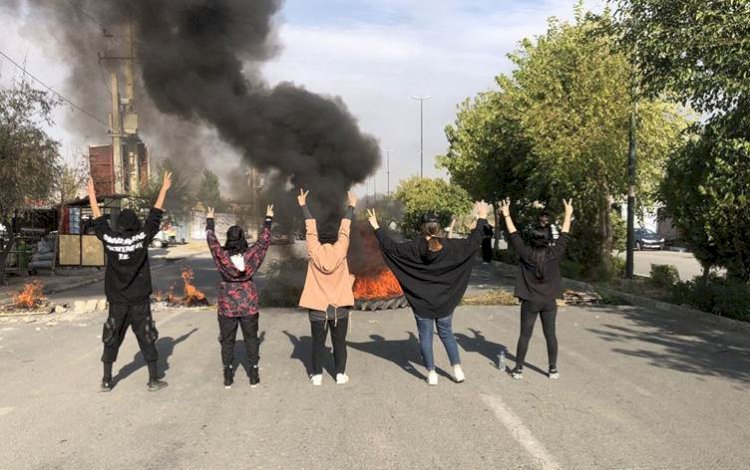 İran: Jina Emini protestolarda hayatını kaybedenlerin sayısı 304’e yükseldi