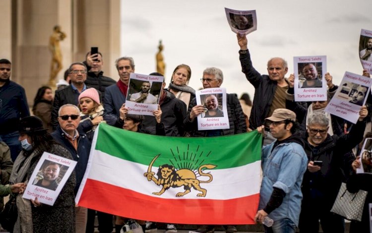 İranlı rapçi Salehi'ye de idam cezası