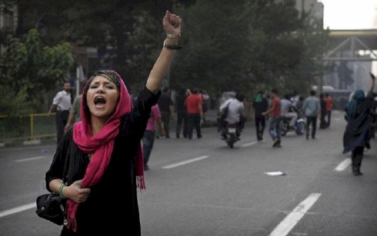 İran’da rejimden ‘başörtüsüne reform’ hazırlığı iddası