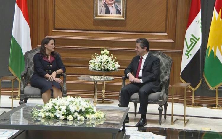 Macaristan Cumhurbaşkanı, Başbakan Mesrur Barzani ile bir araya geldi