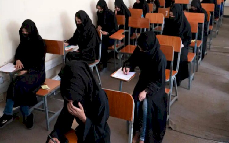 Afganistan’da kızların üniversiteye gitmesi yasaklandı