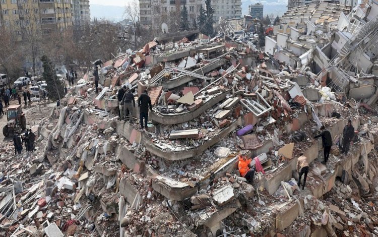 Japon Profesör Shinji:  Türkiye'deki deprem dünyanın en büyük kara depremlerinden biri
