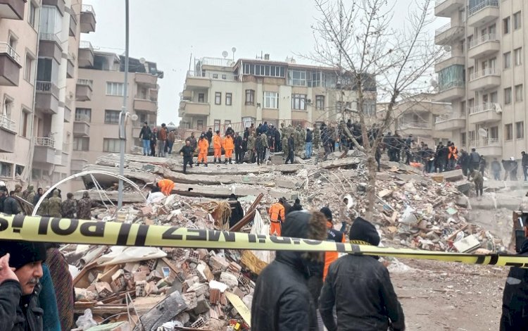 Depremlerde yıkılan binalarla ilgili yeni gözaltılar