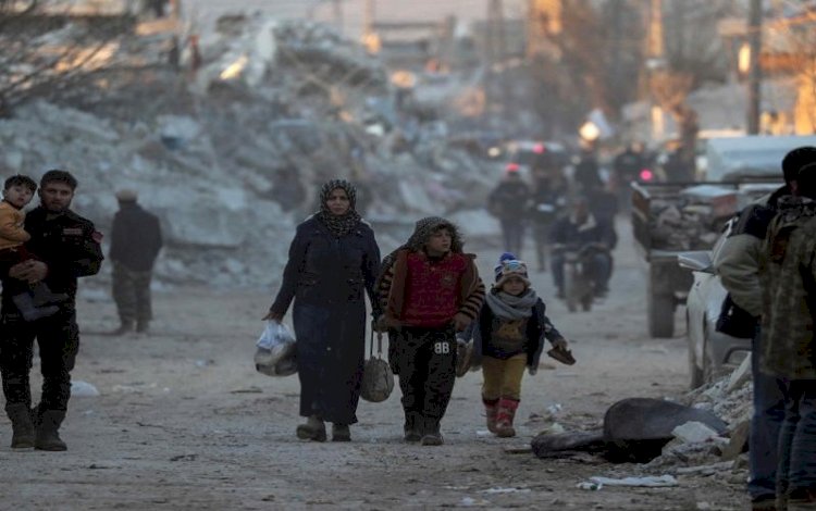 Suriye'de cihatçılar deprem bölgesine giden yardımları engelledi