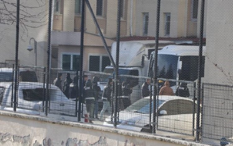 Diyarbakır'da deprem soruşturmasında 15 kişi tutuklandı