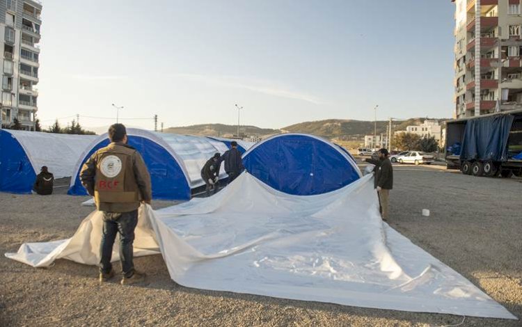 Barzani Yardım Vakfı Adıyaman'da çadır kent kuruyor